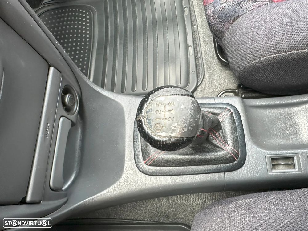Toyota Corolla H/B 1.3 G6 AC+ABL - 4