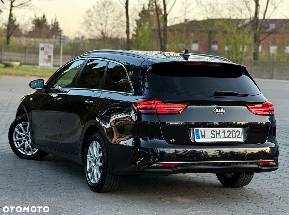 Kia Ceed 1.6 CRDi Platinum Edition - 10