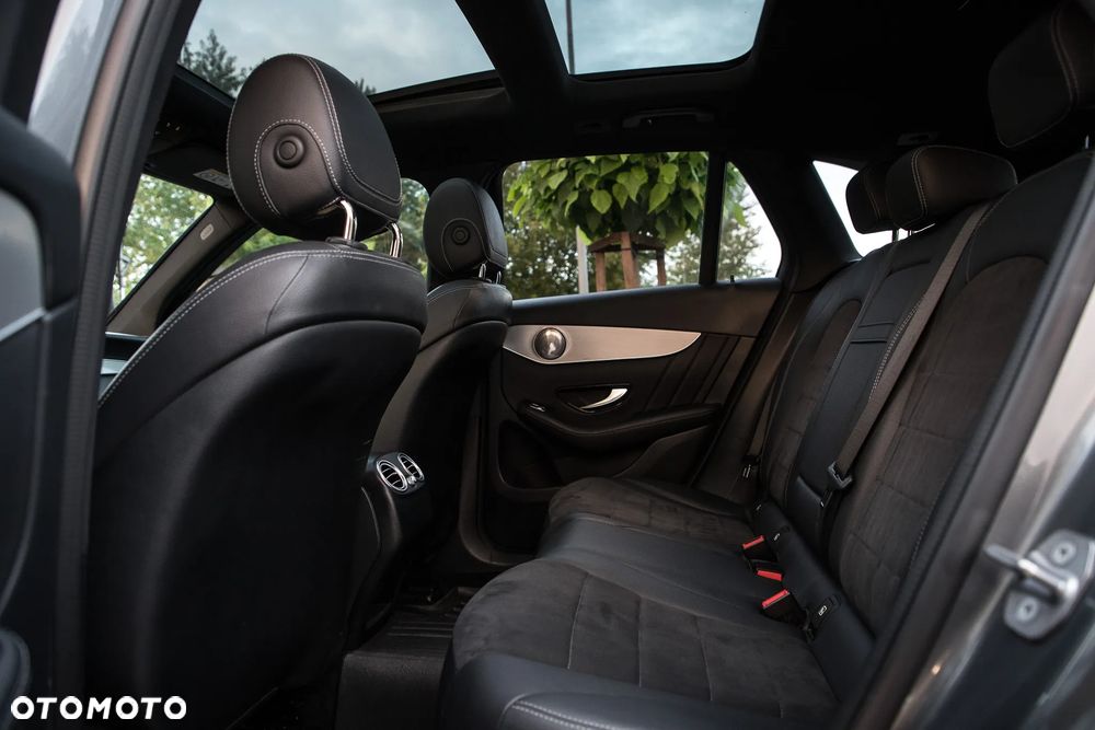Mercedes-Benz GLC 300 4-Matic - 12