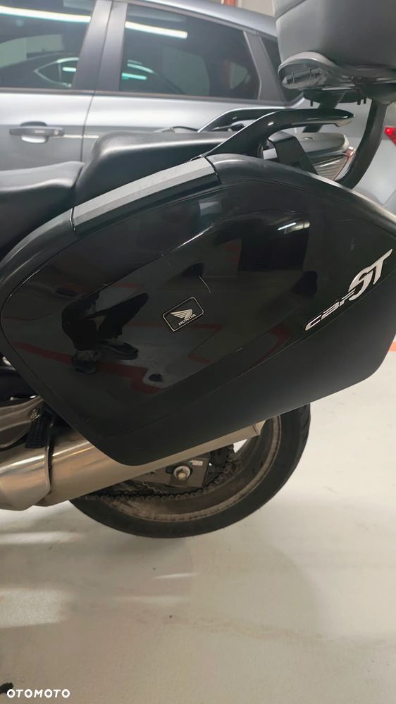 Honda CBF - 9