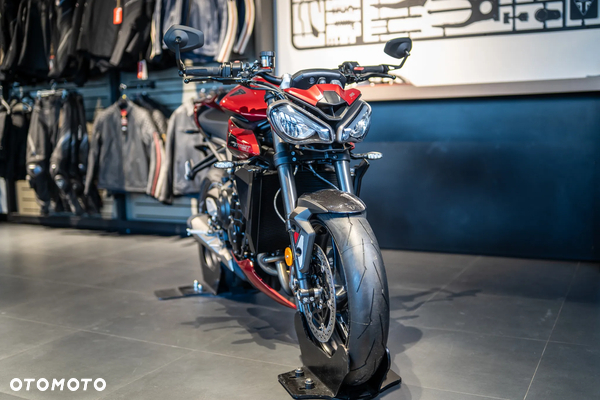 Triumph Street Triple