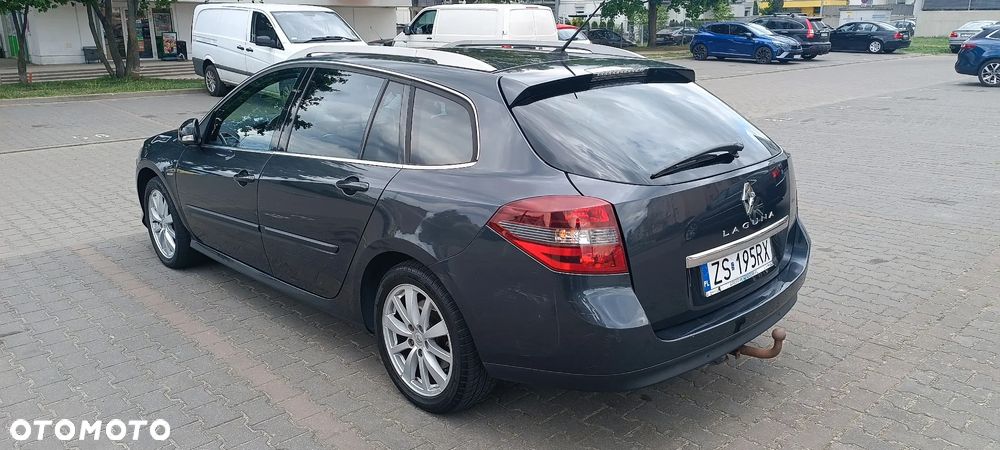 Renault Laguna 2.0 Bose Edition - 12