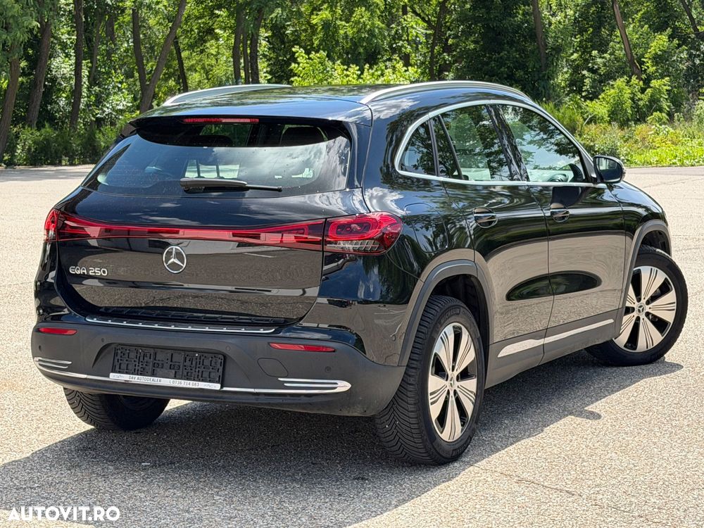Mercedes-Benz EQA 250 Progressive - 13