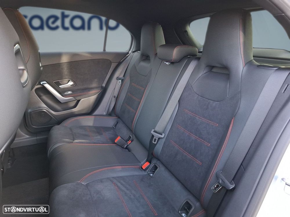 Mercedes-Benz A 250 e - 14