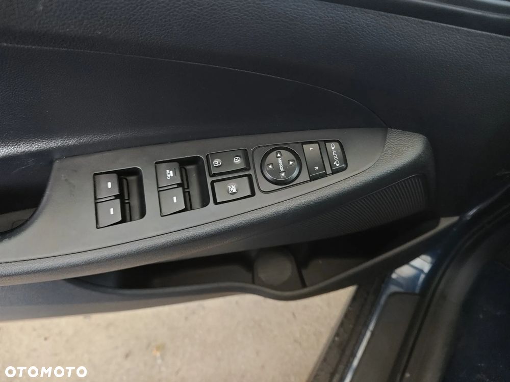 Hyundai Tucson blue 1.6 GDi 2WD Passion - 22