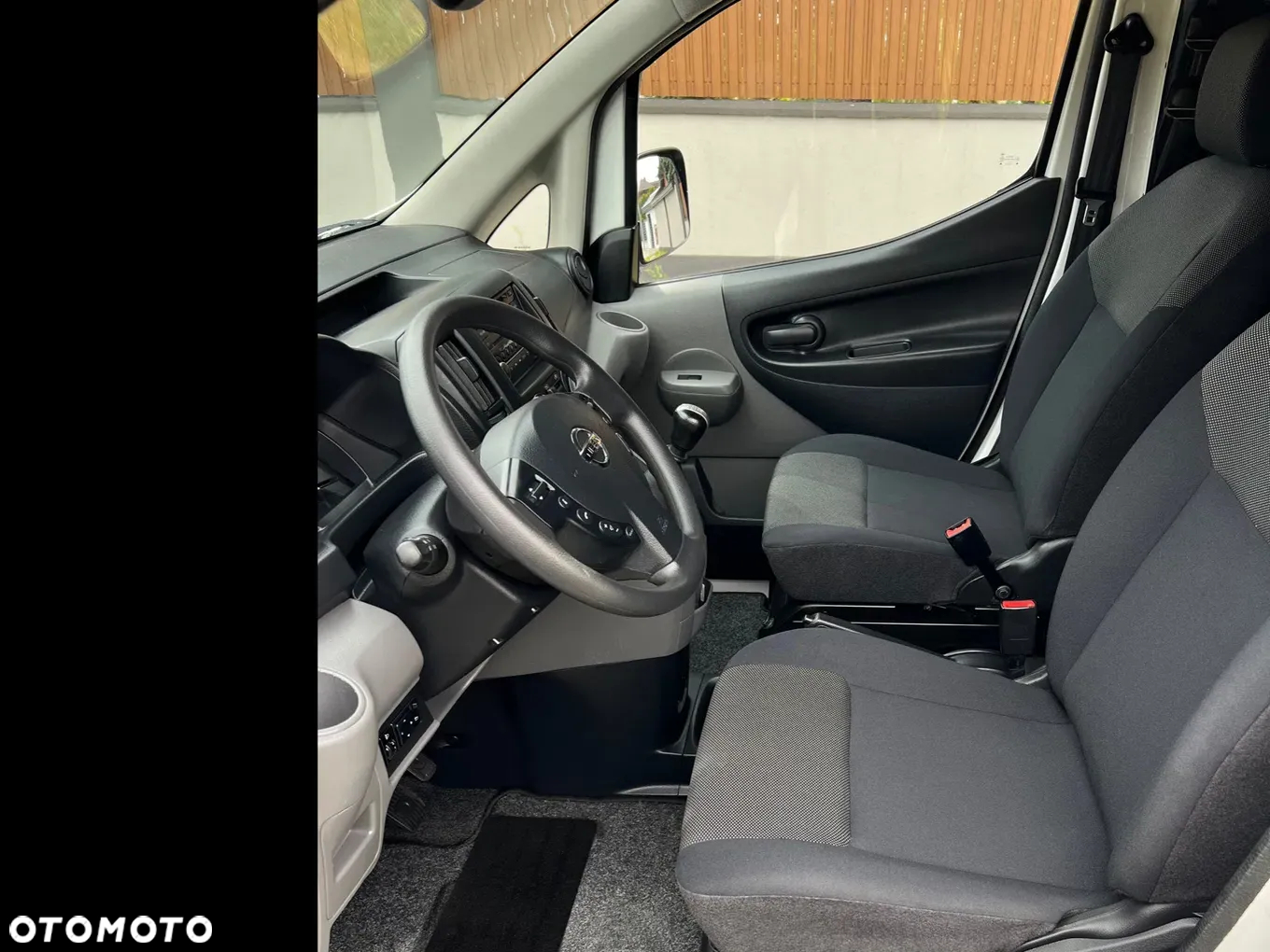 Nissan NV200 - 18