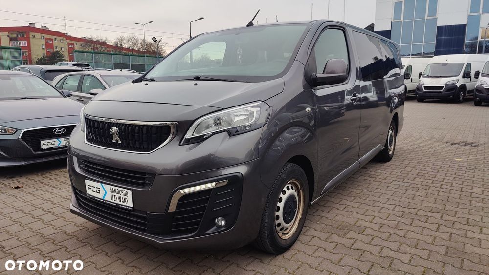 Peugeot Traveller