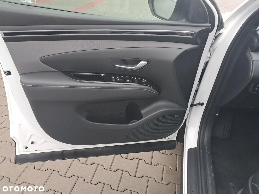 Hyundai Tucson 1.6 T-GDi HEV Executive Final Edition 2WD - 10