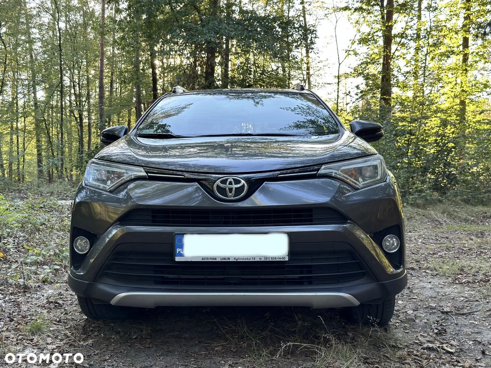 Toyota RAV4 - 3