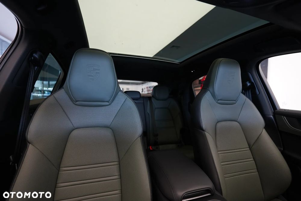 Porsche Cayenne Coupe S - 13