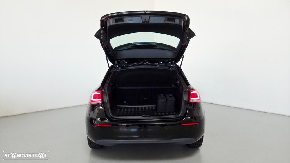 Mercedes-Benz A 250 e Style Plus - 20