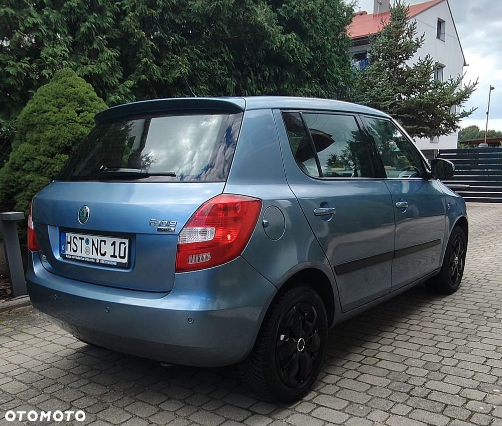 Skoda Fabia 1.2 HTP COOL EDITION - 4
