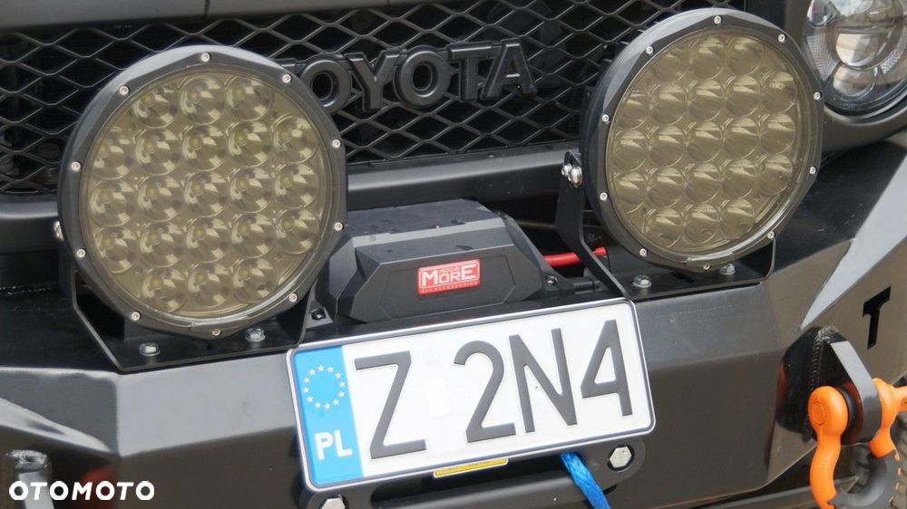 Toyota FJ - 17