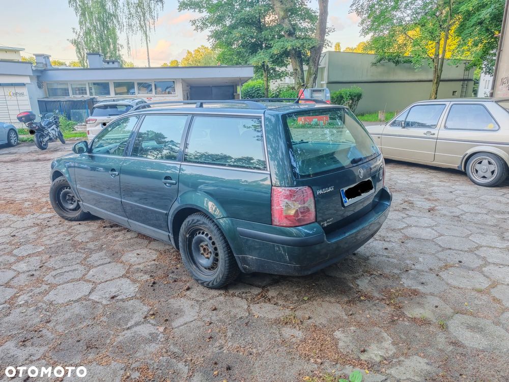 Volkswagen Passat 1.9 TDI Comfortline - 5
