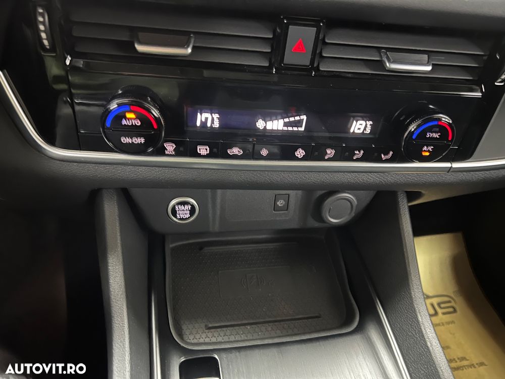 Nissan Qashqai 1.3 DIG-T MHEV Xtronic N-Connecta - 26