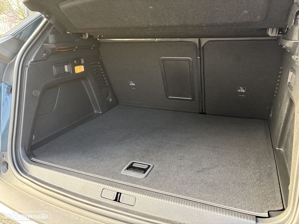 Peugeot 3008 1.6 Hybrid Allure Pack e-EAT8 - 14