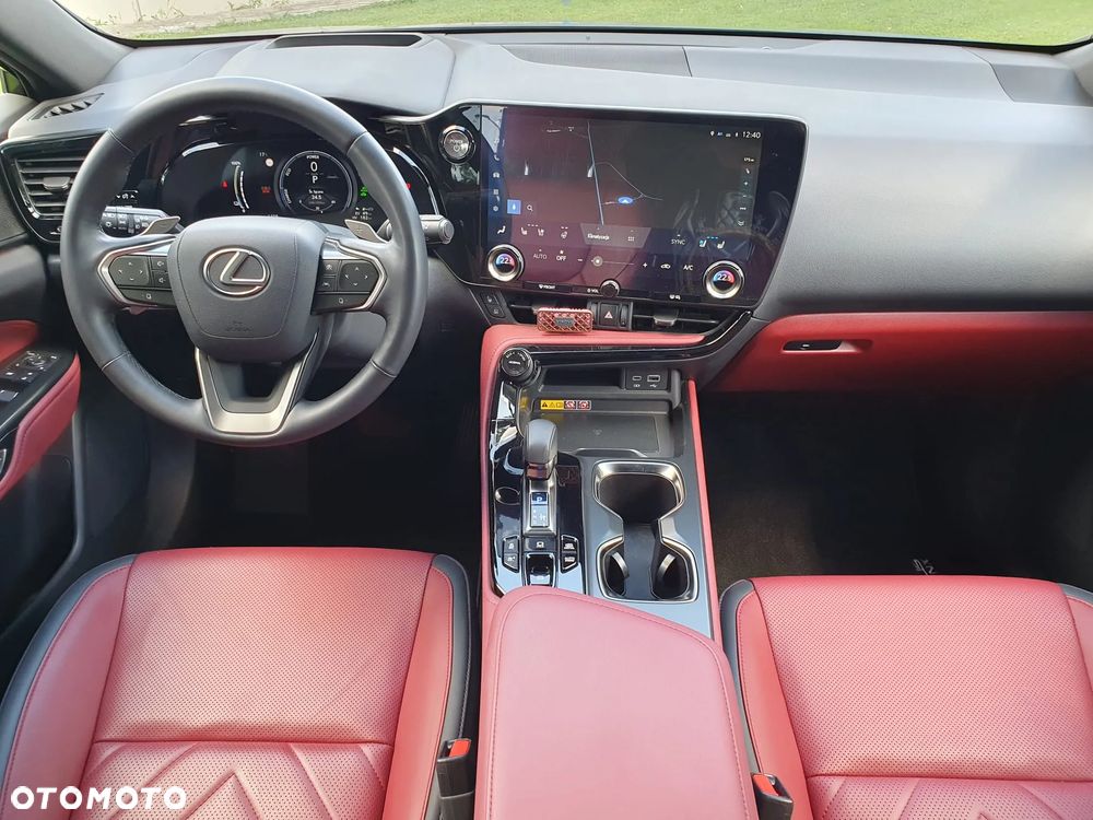 Lexus NX 450h+ Omotenashi AWD - 13