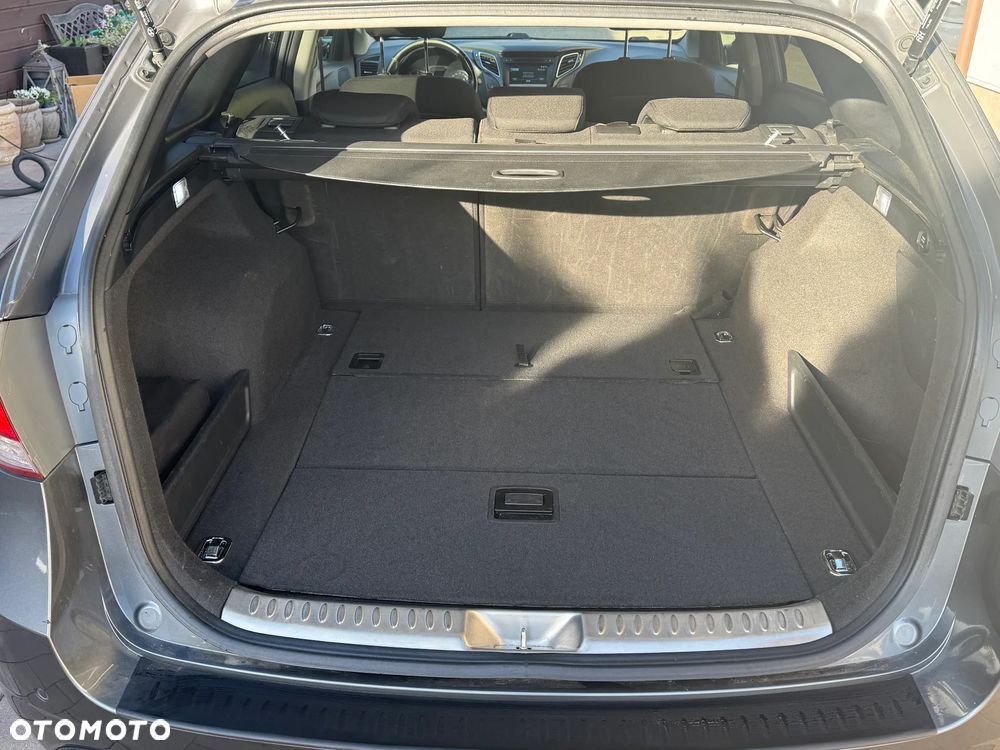 Hyundai i40 i40cw 1.7 CRDi Automatik Fifa World Cup Edition - 8