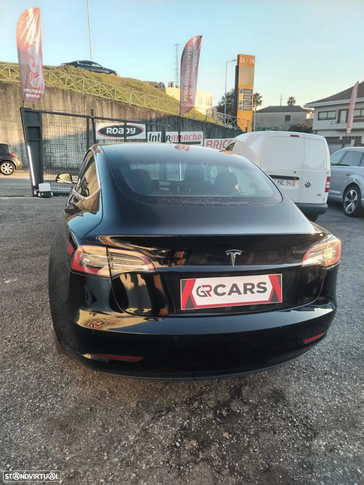 Tesla Model 3 Long-Range Dual Motor AWD - 3