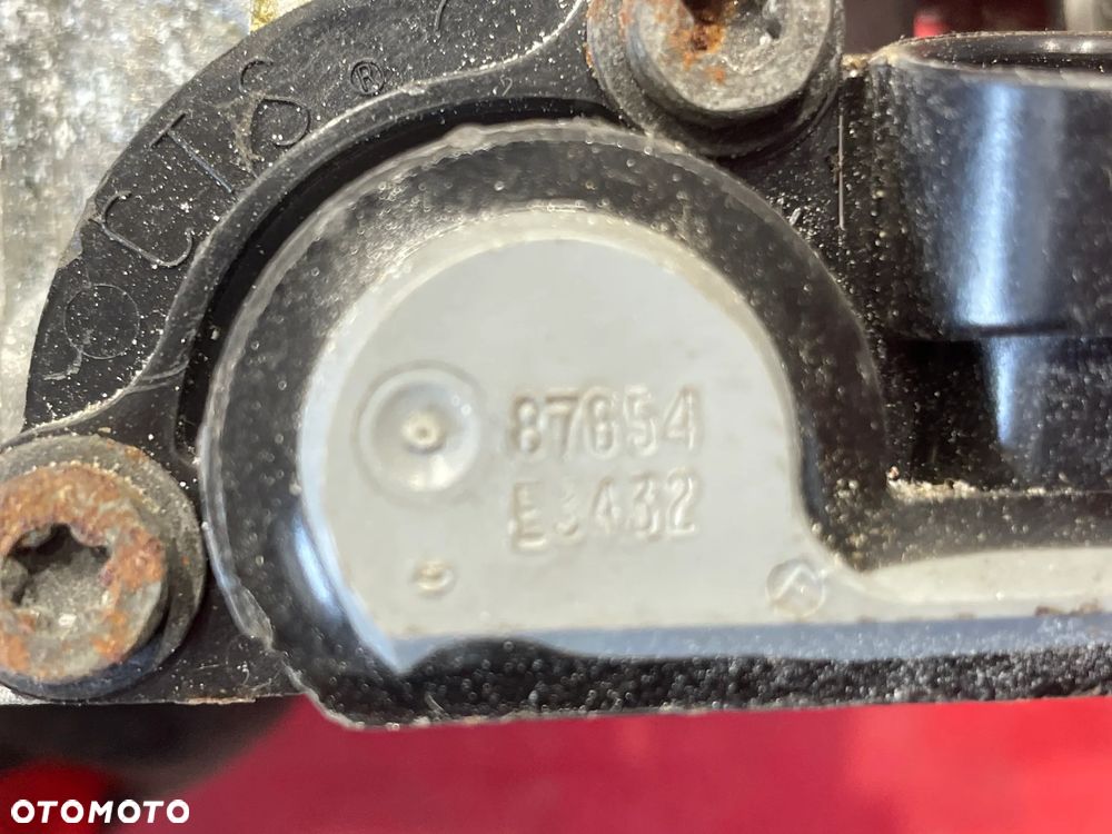 PRZEPUSTNICA OPEL ASTRA II - 5