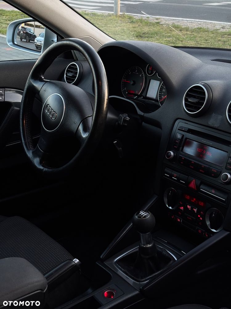 Audi A3 3-drzwiowe 2.0 TDI DPF Ambition - 7