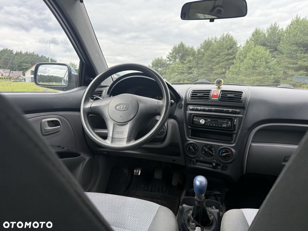 Kia Picanto - 8