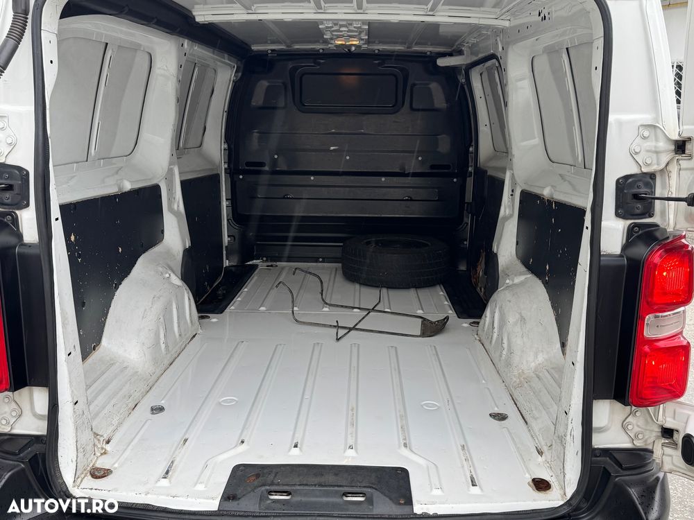Opel Vivaro 2.0 CDTI 122CP Crew Van L1H1 (M) Sarcina Crescuta Essentia - 11