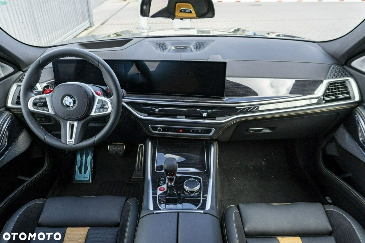 BMW X6M - 10