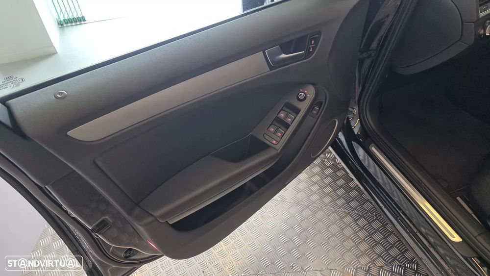 Audi A4 2.0 TDI Sport - 35