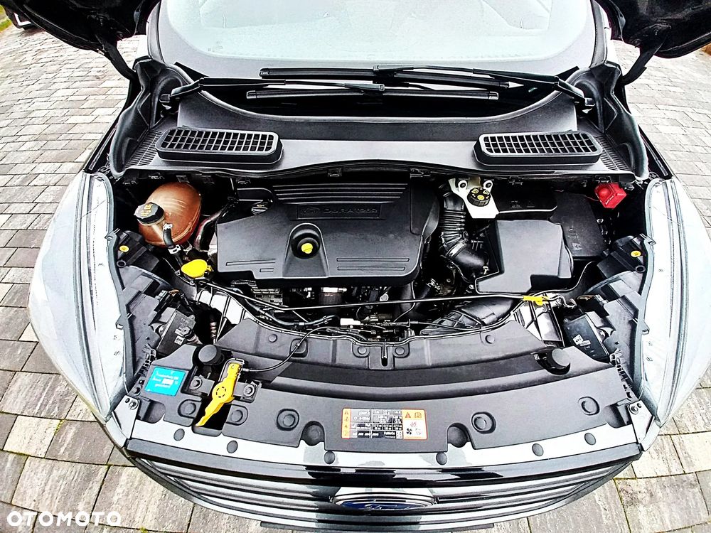 Ford Kuga 2.0 TDCi 4x4 ST-Line - 31