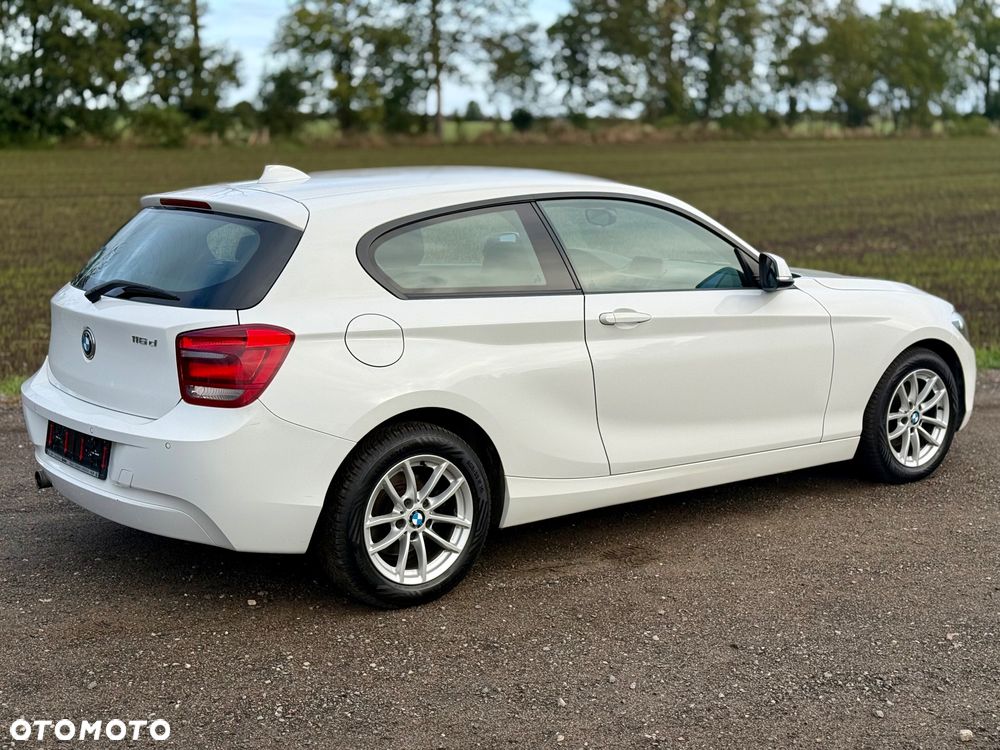 BMW Seria 1 116d - 11