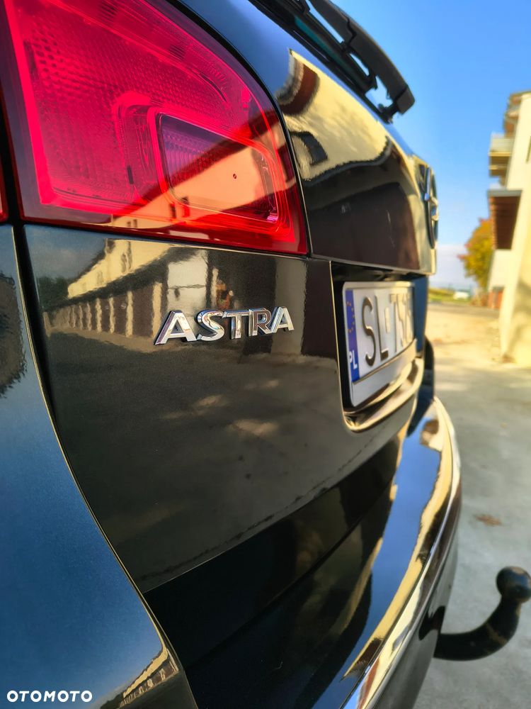 Opel Astra 1.6 CDTI Enjoy - 10