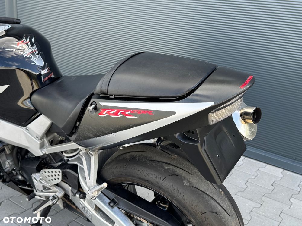 Honda CBR - 16