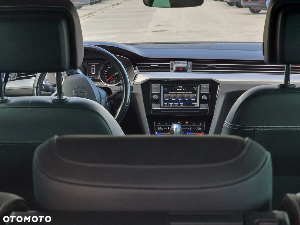 Volkswagen Passat 2.0 TSI Business DSG - 10
