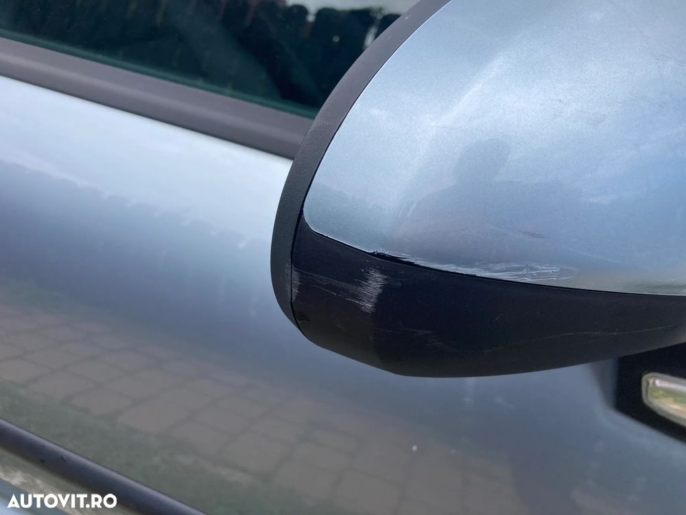 Peugeot 207 1.4 E Trendy - 5