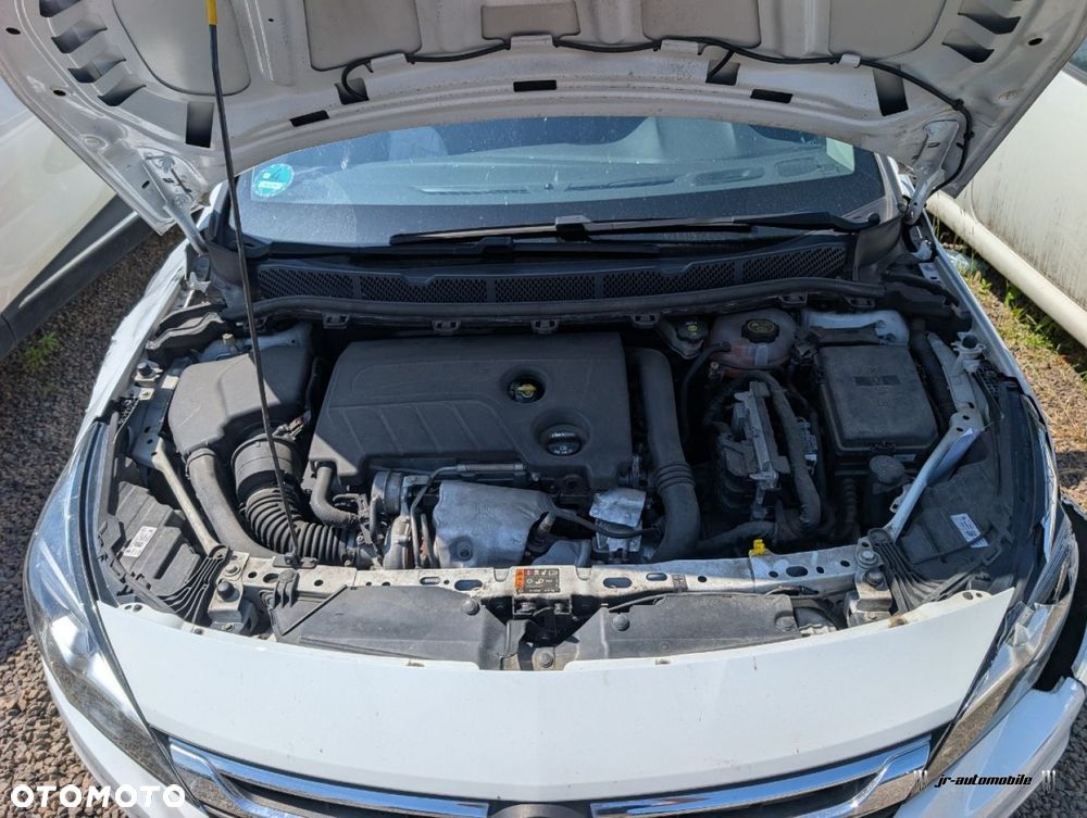 Opel Astra 1.6 Turbo Start/Stop Automatik Innovation - 3