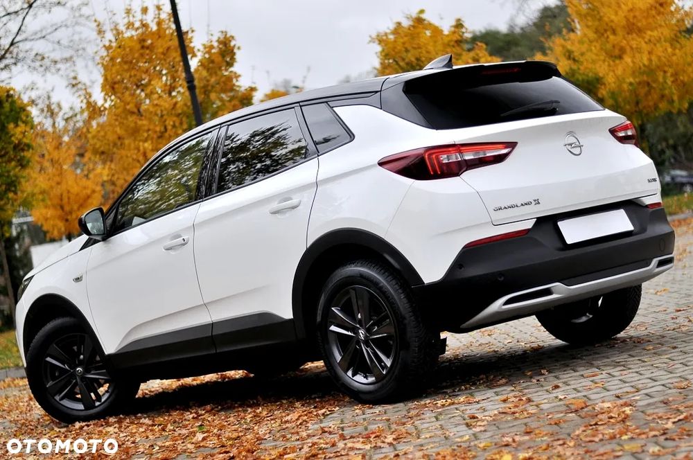 Opel Grandland X 1.2 T Innovation S&S - 8
