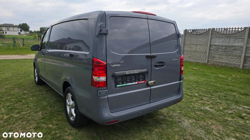 Mercedes-Benz Vito 119 - 5