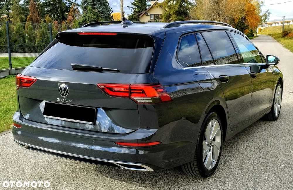 Volkswagen Golf 1.5 eTSI EVO Style DSG - 6