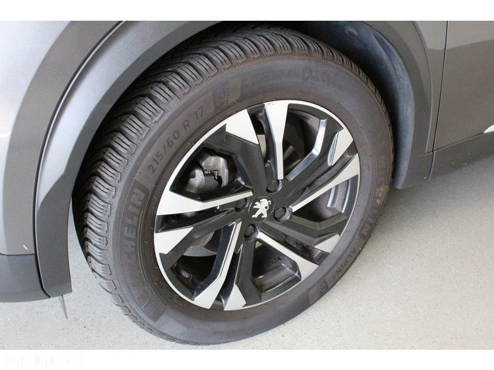 Peugeot 2008 1.5 BlueHDi Allure Pack S&S - 8