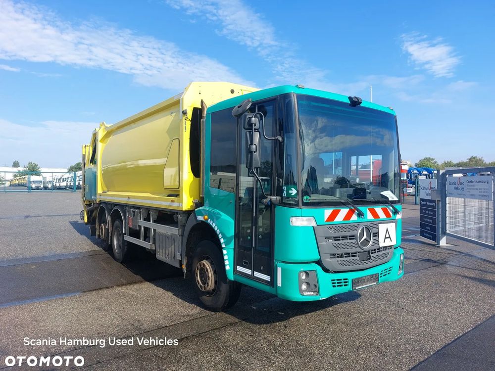 Mercedes-Benz ECONIC 2630 EURO 6 Geesink/Norba/Śmieciarka 22 m z DE - 2