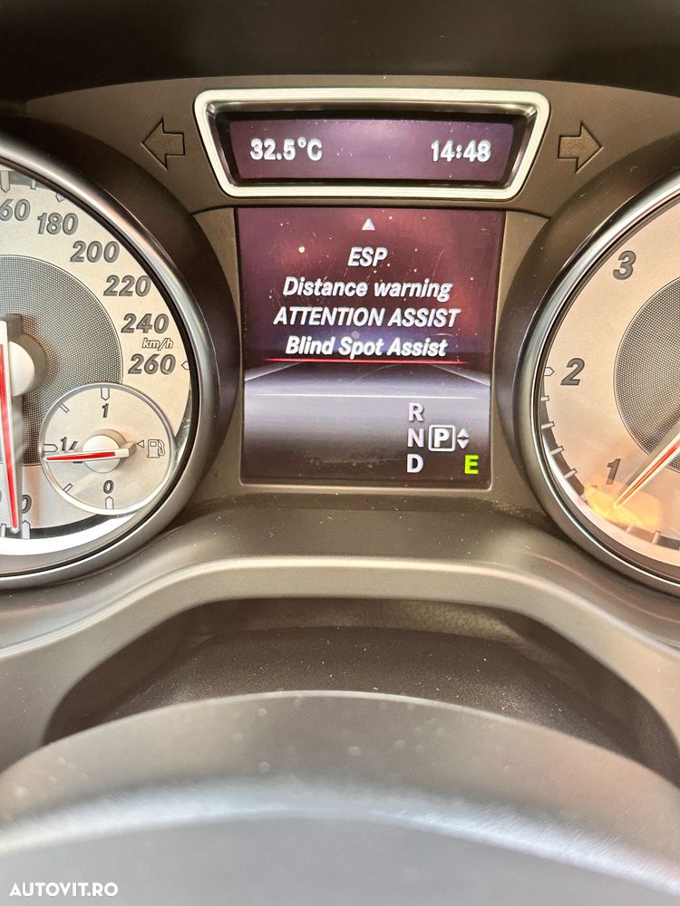 Mercedes-Benz GLA 220 d 4MATIC 7G-DCT AMG Line - 16