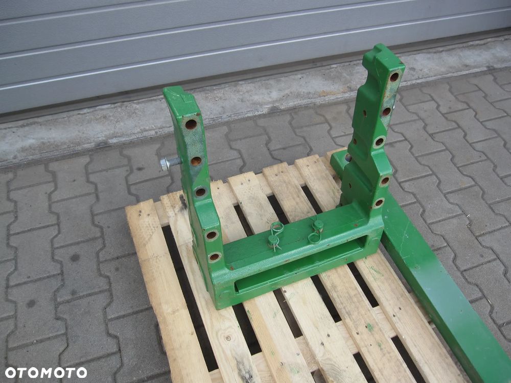 John Deere K80 szyna prowadząca rama dolnego zaczepu R572612 - 2