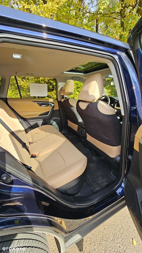 Toyota RAV4 - 13