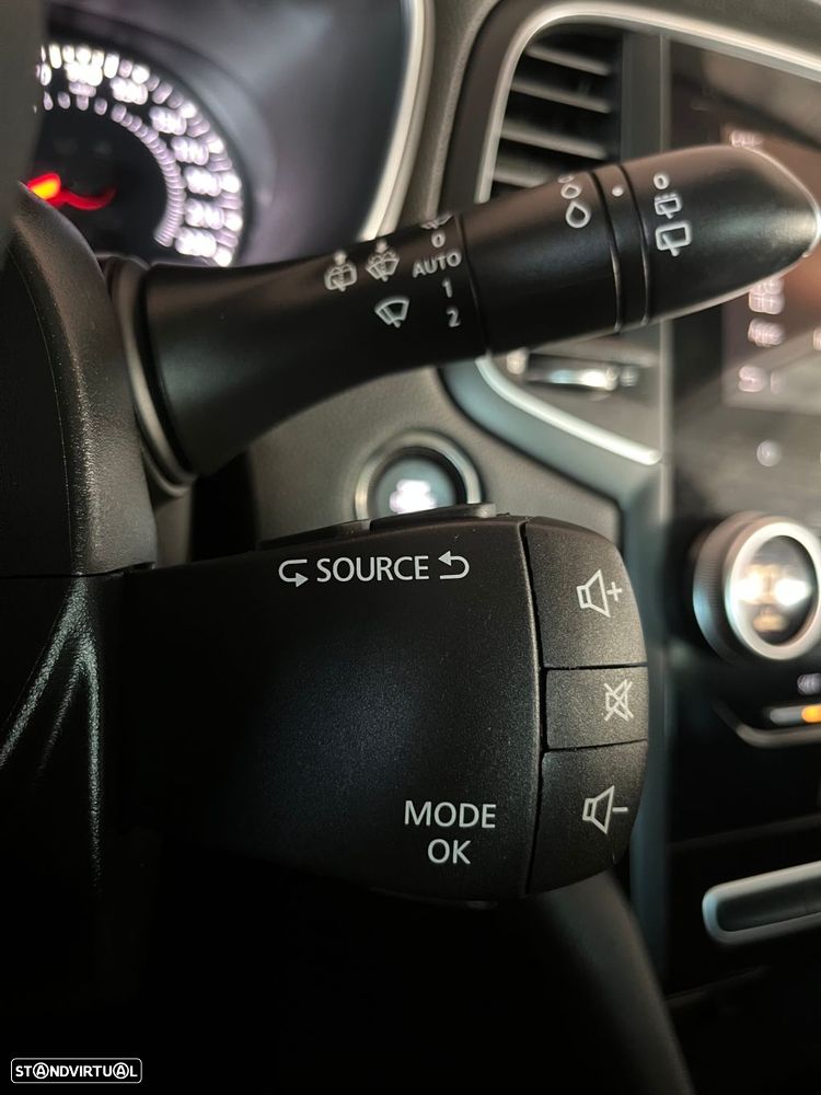 Renault Mégane 1.5 Blue dCi Limited C/PM+Pneu - 20