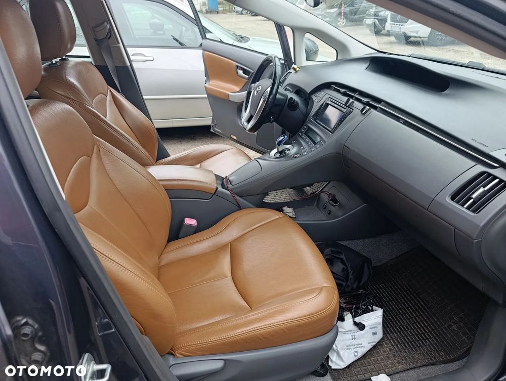 Toyota Prius - 7