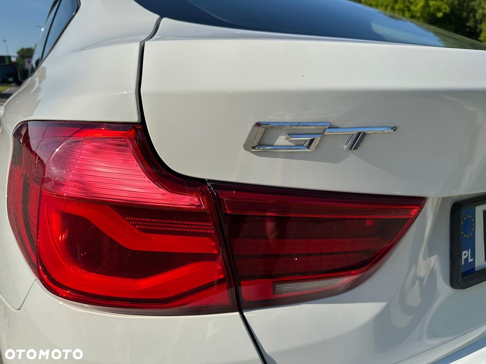 BMW 3GT 320i Advantage - 8