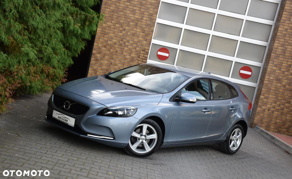 Volvo V40 D2 - 1