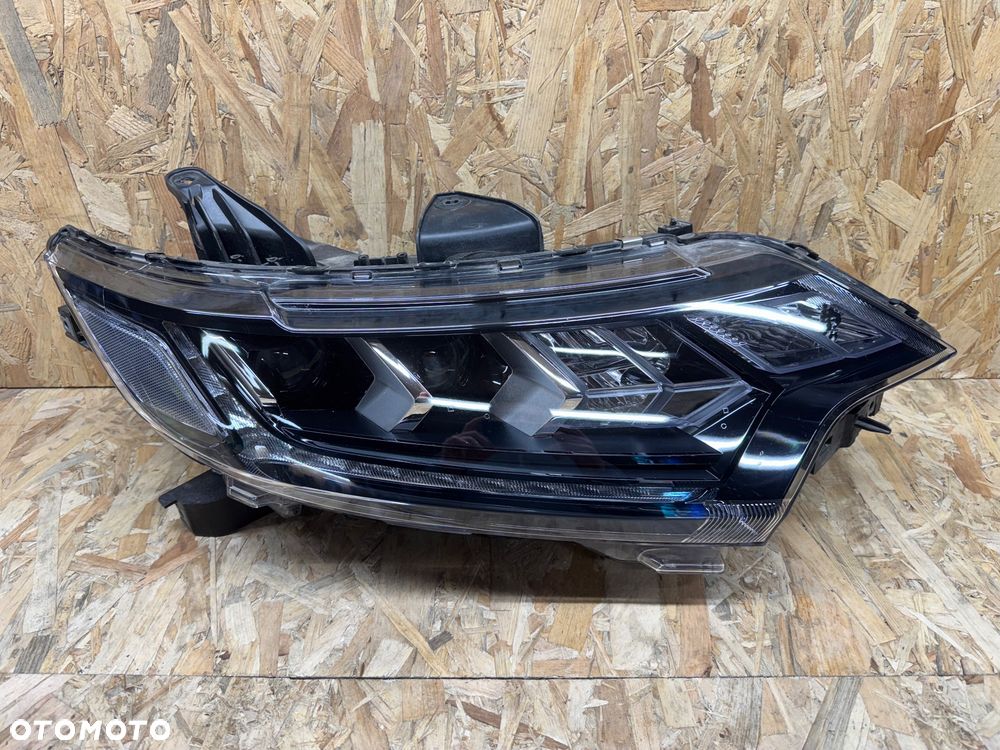 Przednia prawa lampa Mitsubishi outlander III lift full led - 1