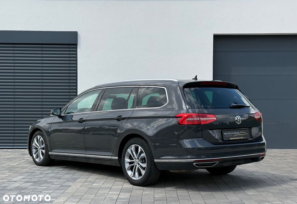 Volkswagen Passat 2.0 TDI SCR 4Motion DDG Highline - 6